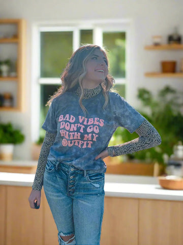 Dress with T-Shirt Underneath – Bad Vibes Don't Go With My Outfit T-Shirt